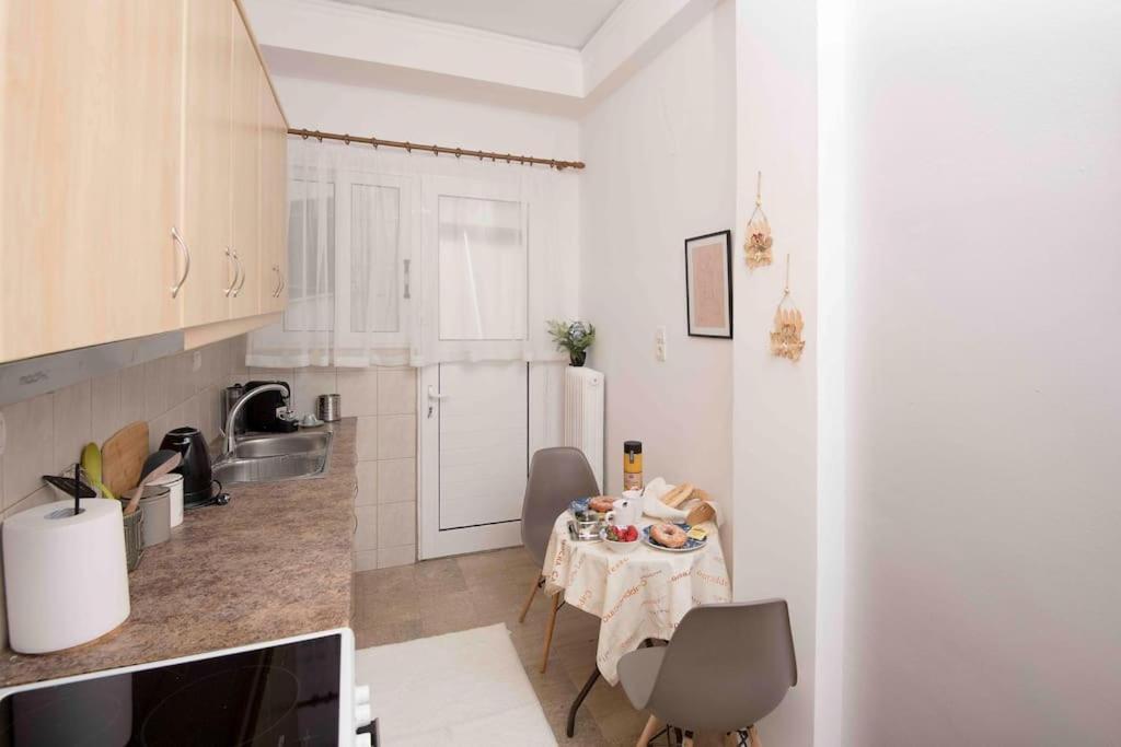 Lovely,Central, Spacious 2-Bedrooms Apartment Πειραιάς Εξωτερικό φωτογραφία